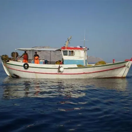 Pelagos Hotel 2*