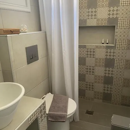 Hotel Pelagos 2*