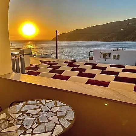 Pelagos Hotel