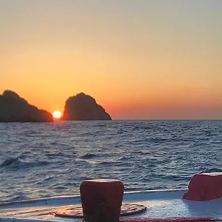 Hotel Pelagos 2*