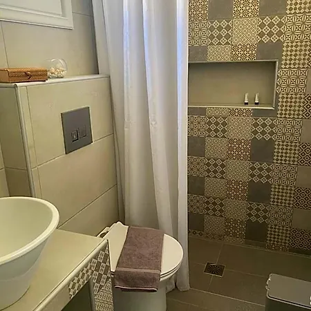 Hotel Pelagos 2*